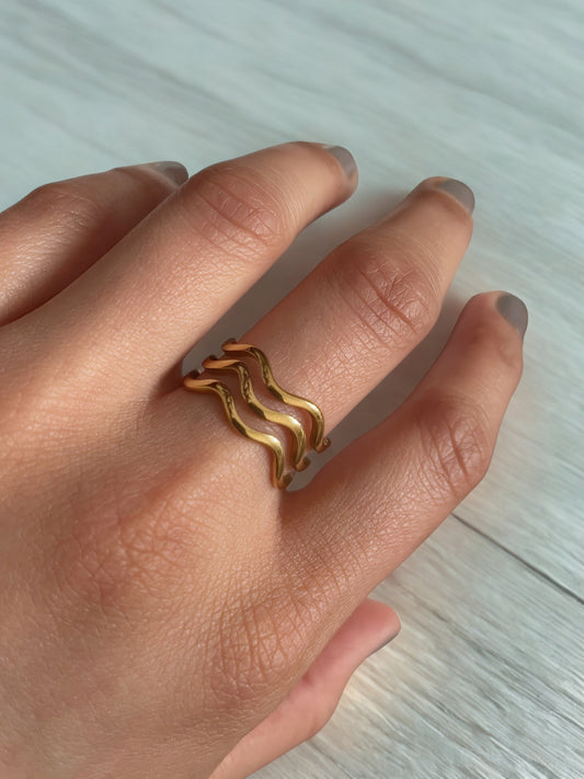 Gold Triple Wave Geometric Ring